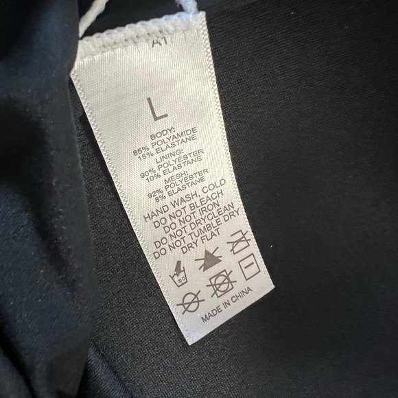 Tankini size large with strap - Picture 4 of 5